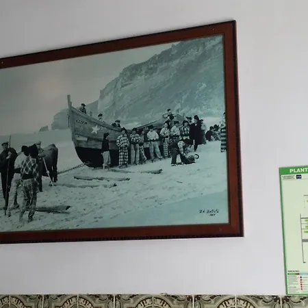 Alojamento de Acomodação e Pequeno-almoço Residencia Salva-vidas Nazaré